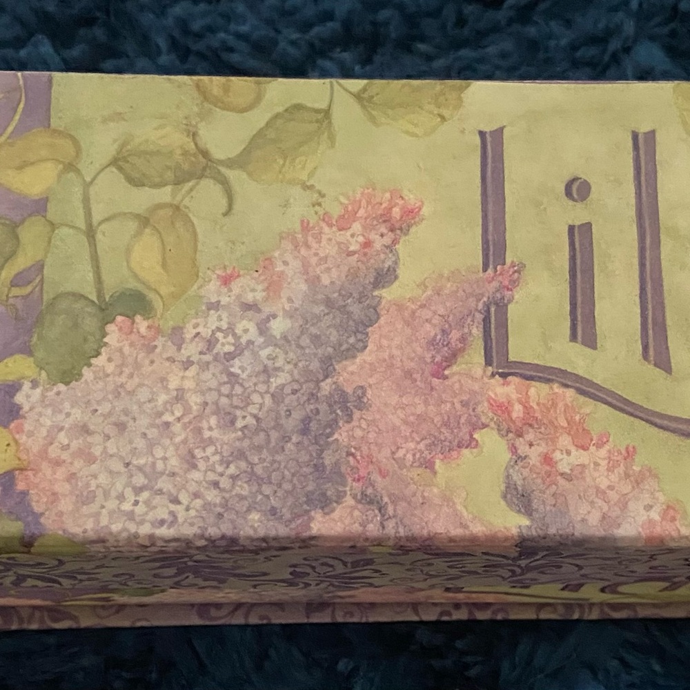 Lilac Floral Decorative Box - Picture 5 of 8